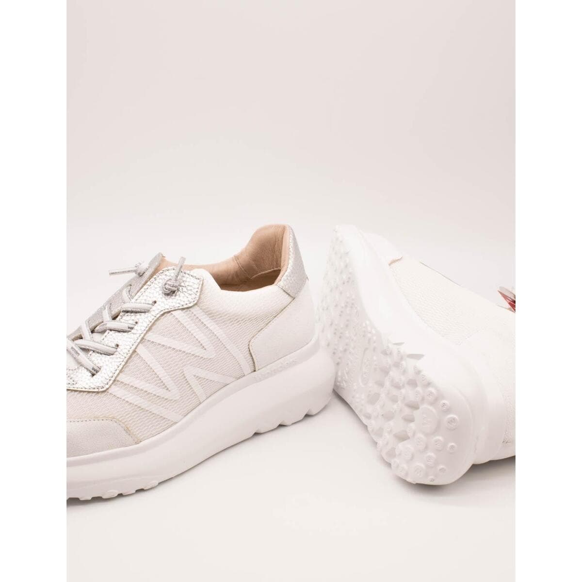 Women's Sneakers Wonders White