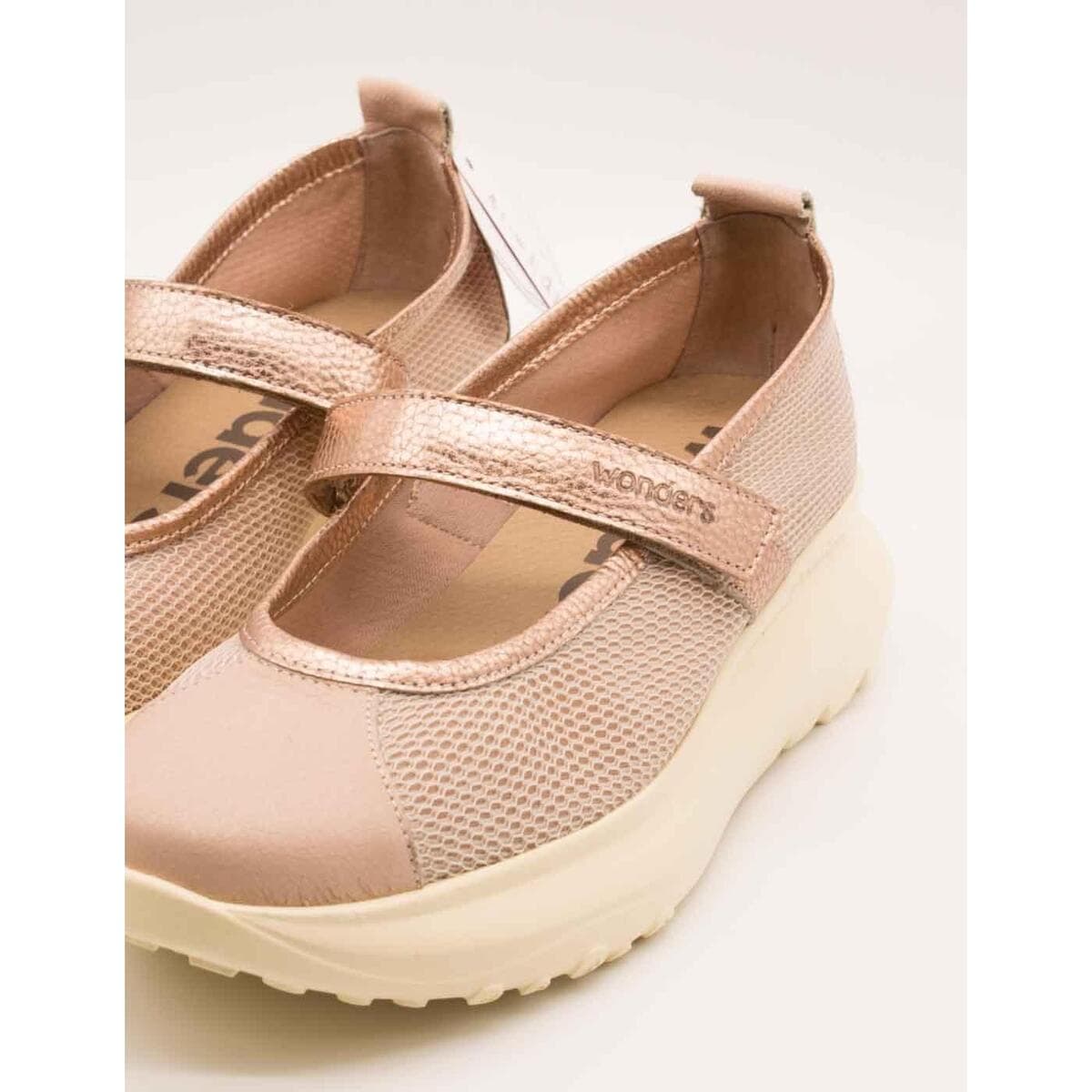 Women's Dress Shoes Wonders Pink