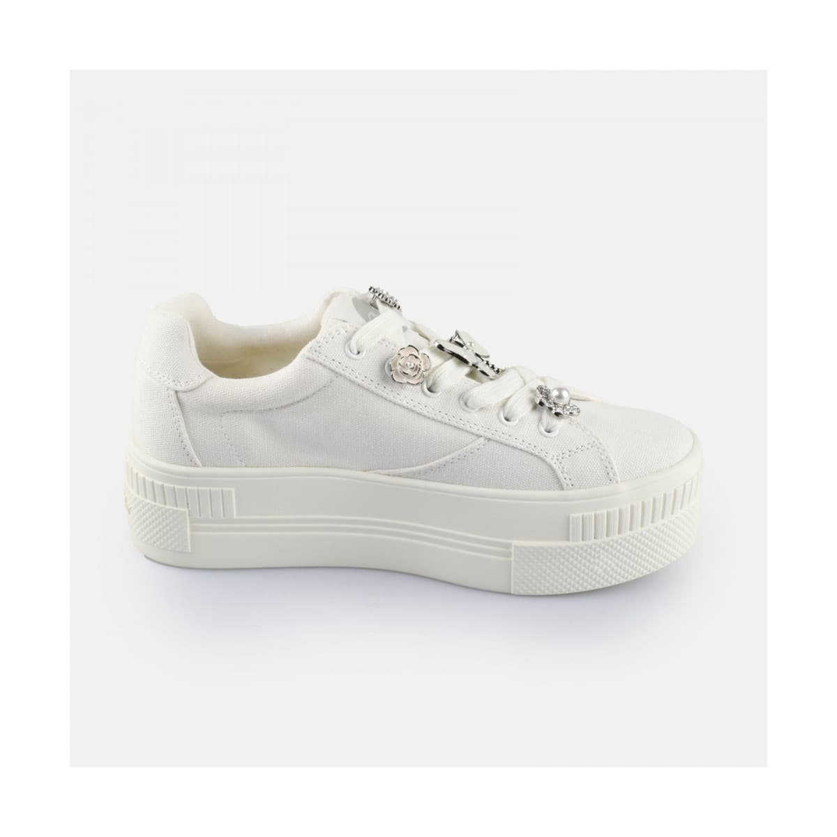 Women's Sneakers Buffalo White