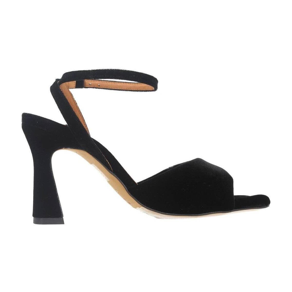 Women's Pumps Angel Alarcon Black