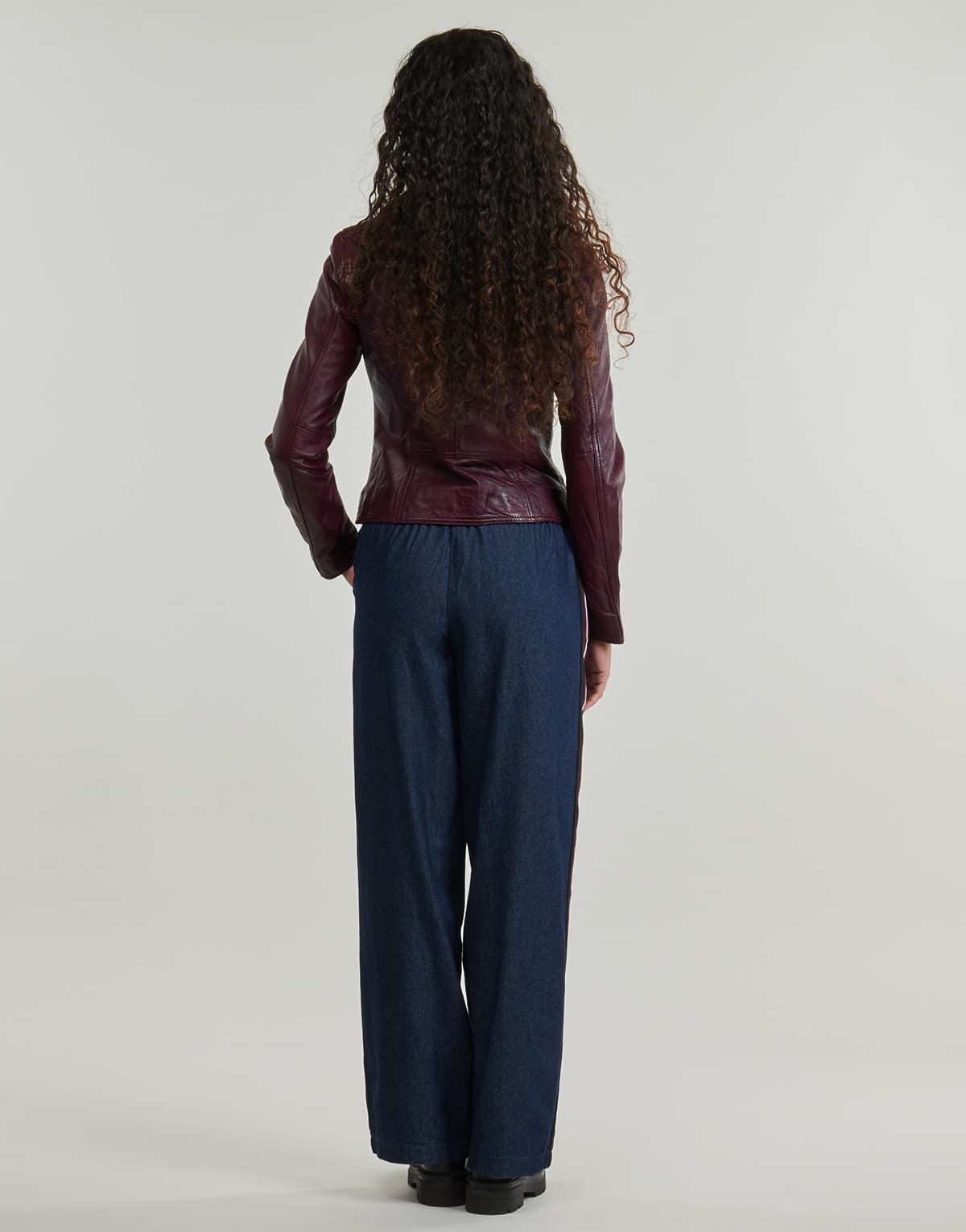 Women's Jackets Oakwood Purple