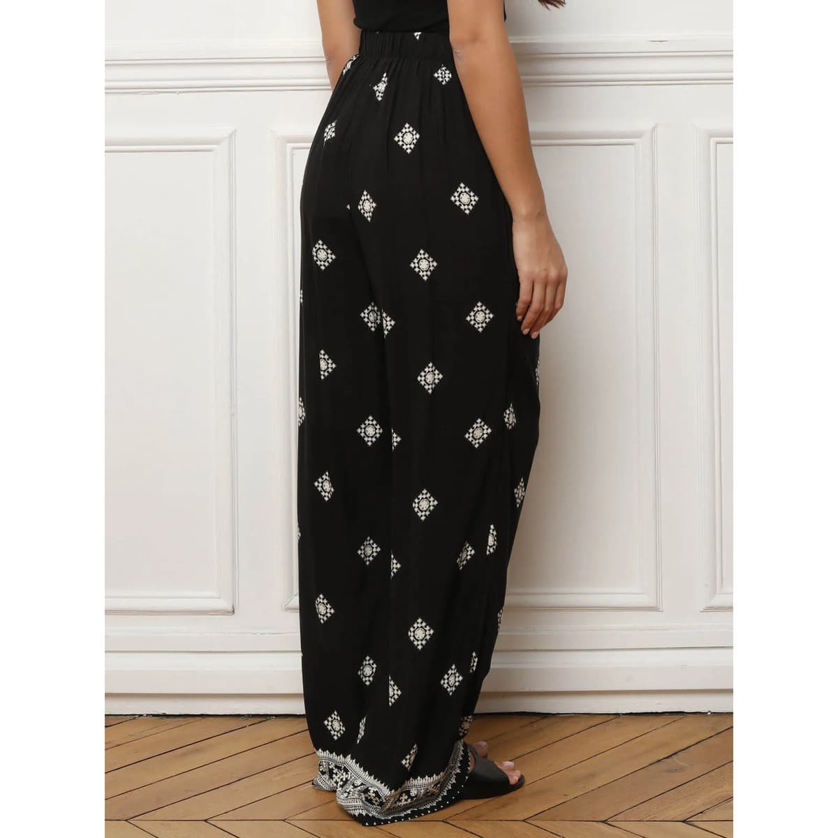 Women's Pants La Modeuse Black