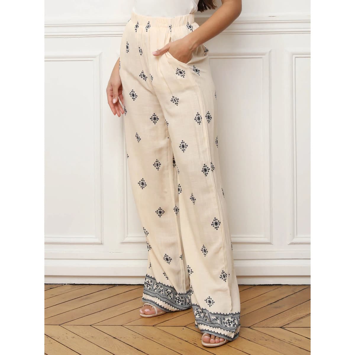 Women's Pants La Modeuse Beige