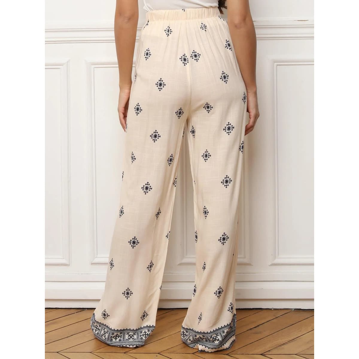 Women's Pants La Modeuse Beige