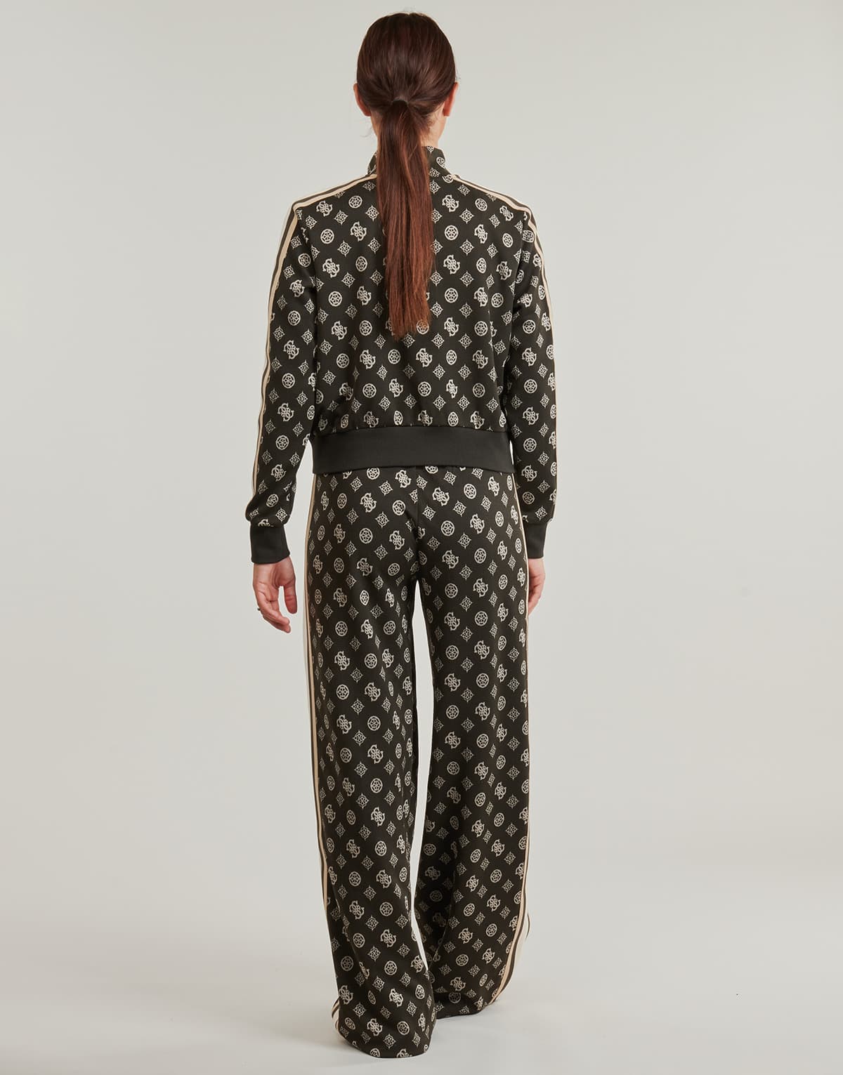 Women's Sports T-Shirts Guess Black