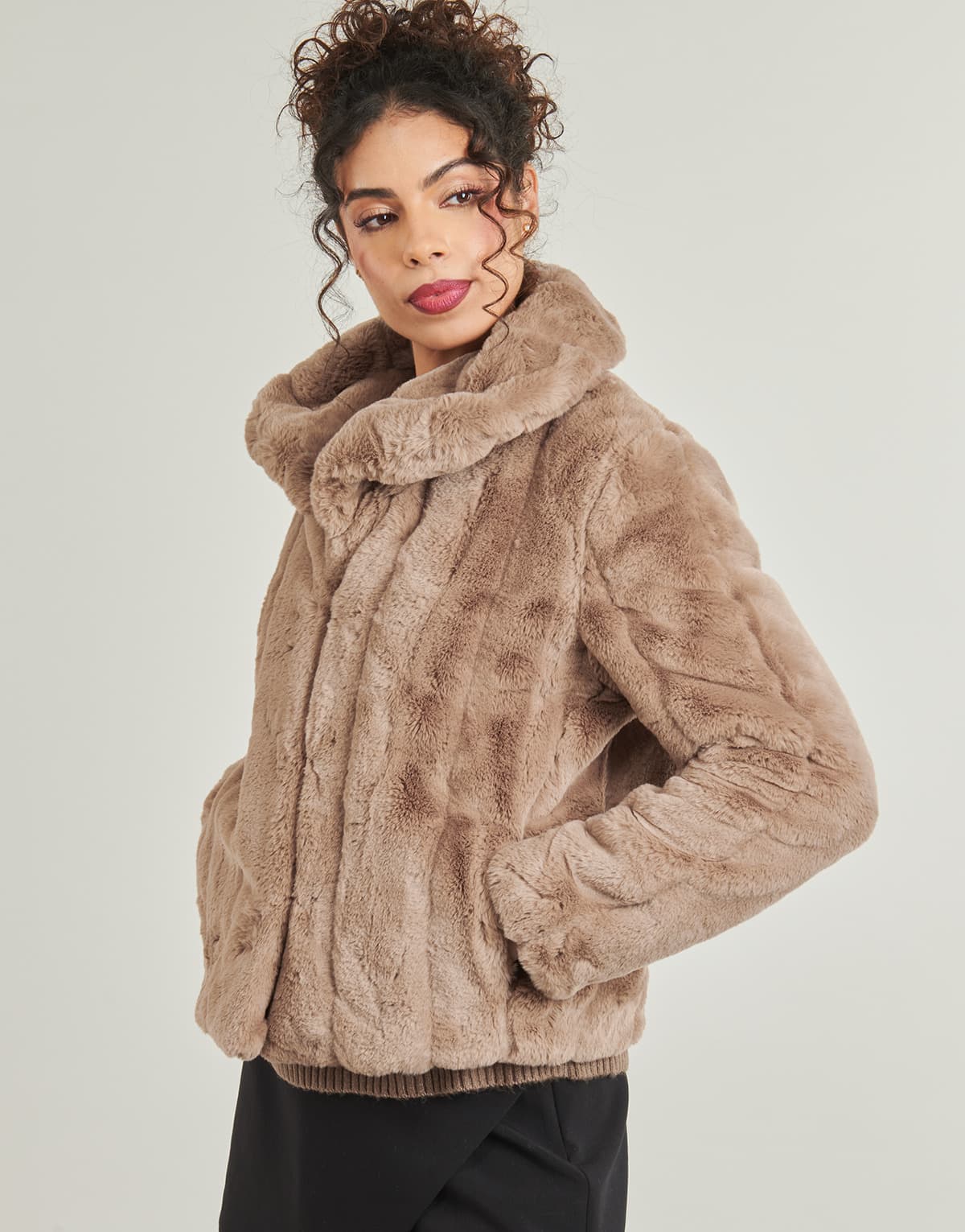 Women's Coats Guess Brown