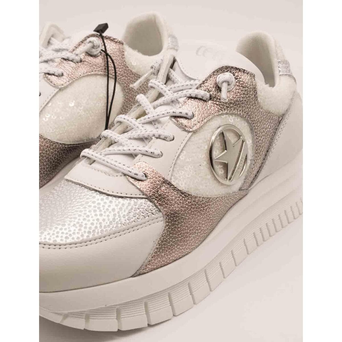 Women's Sneakers Cetti White