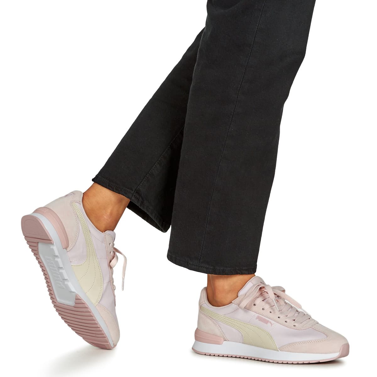 Women's Sneakers Puma Pink