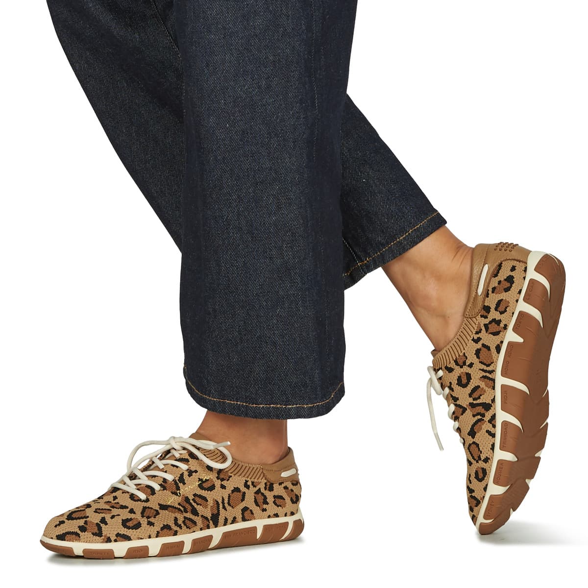 Women's Sneakers TBS Brown