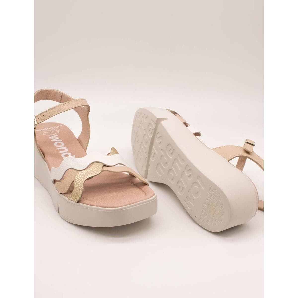 Women's Platforms Wonders White