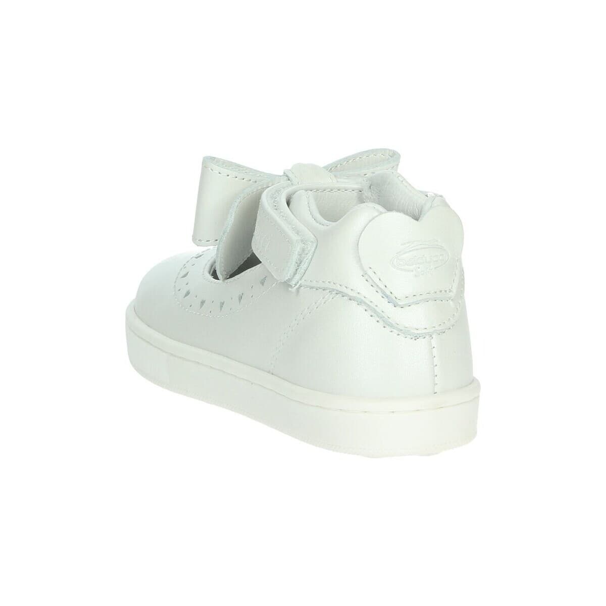 Women's Ballet Flats Balducci White