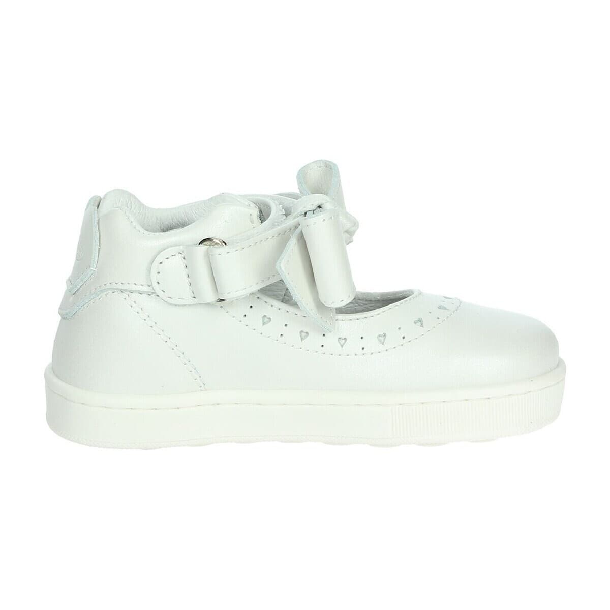 Women's Ballet Flats Balducci White