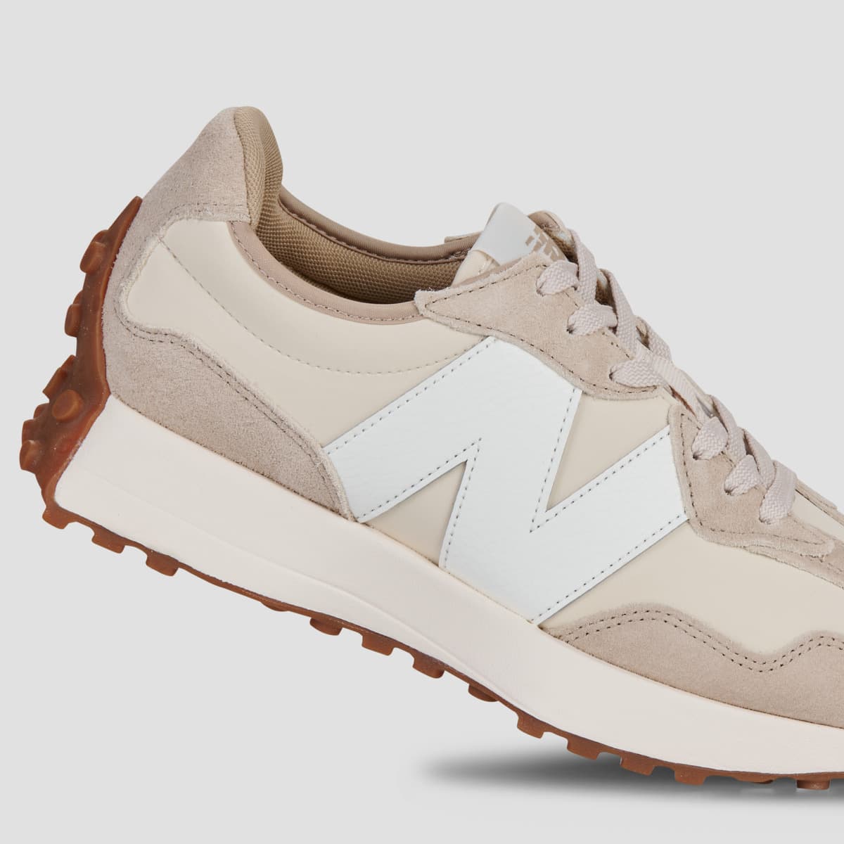 Women's Sneakers New Balance Beige