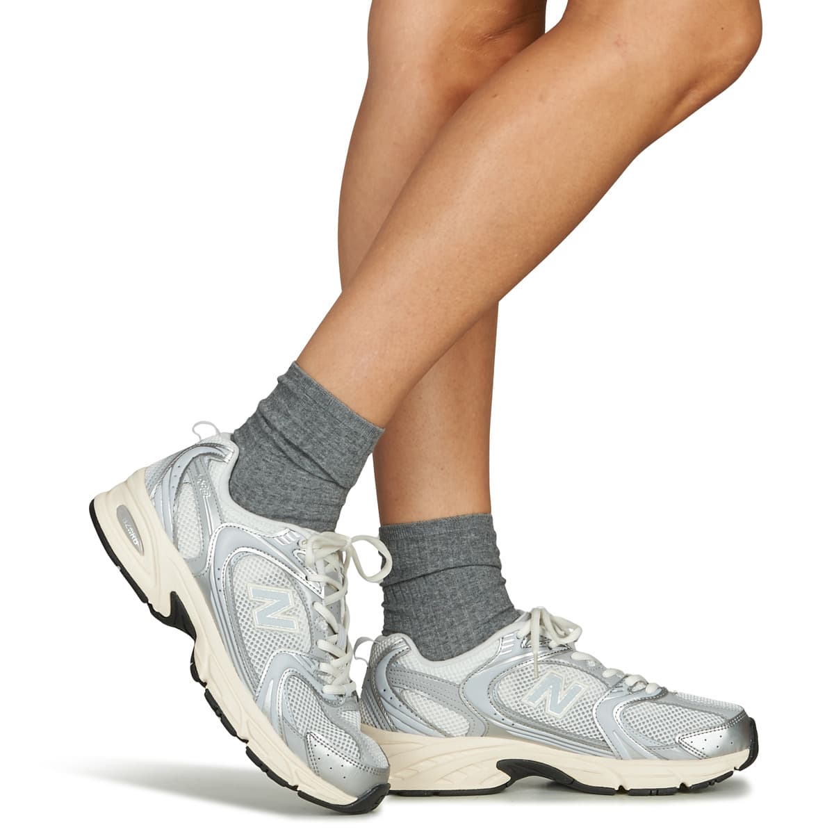 Women's Sports Shoes New Balance Silver