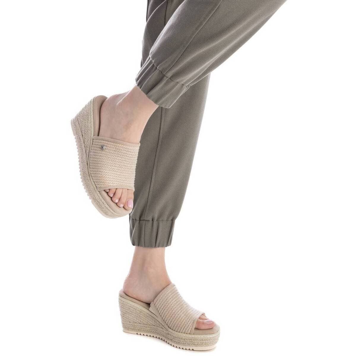 Women's Platforms Refresh Brown