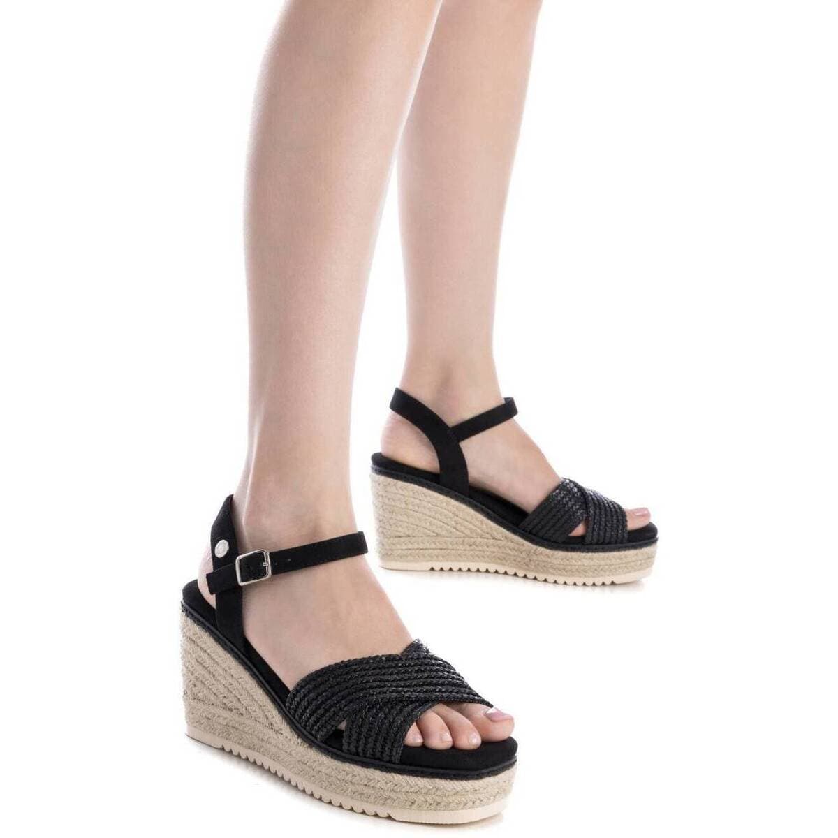 Women's Platforms Refresh Black