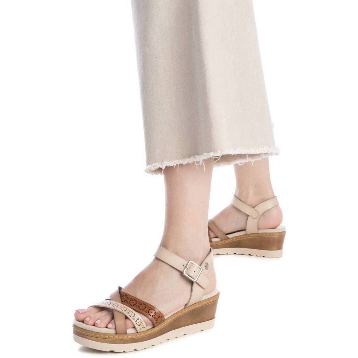 Women's Platforms Refresh Brown