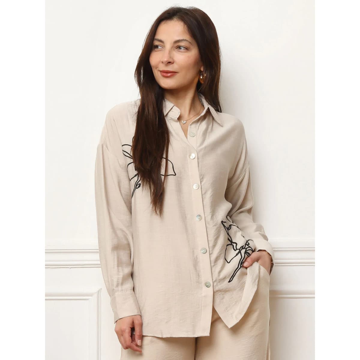 Women's Shirts La Modeuse Beige