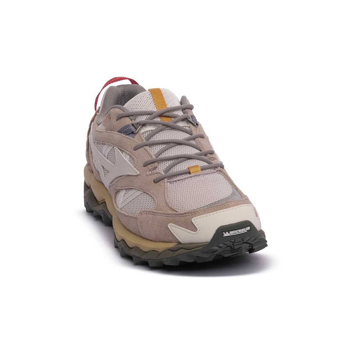 Women's Sports Shoes Mizuno White