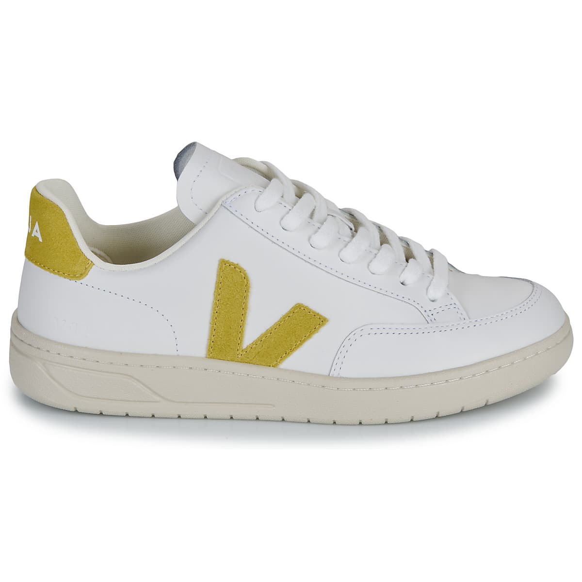 Women's Sneakers Veja White