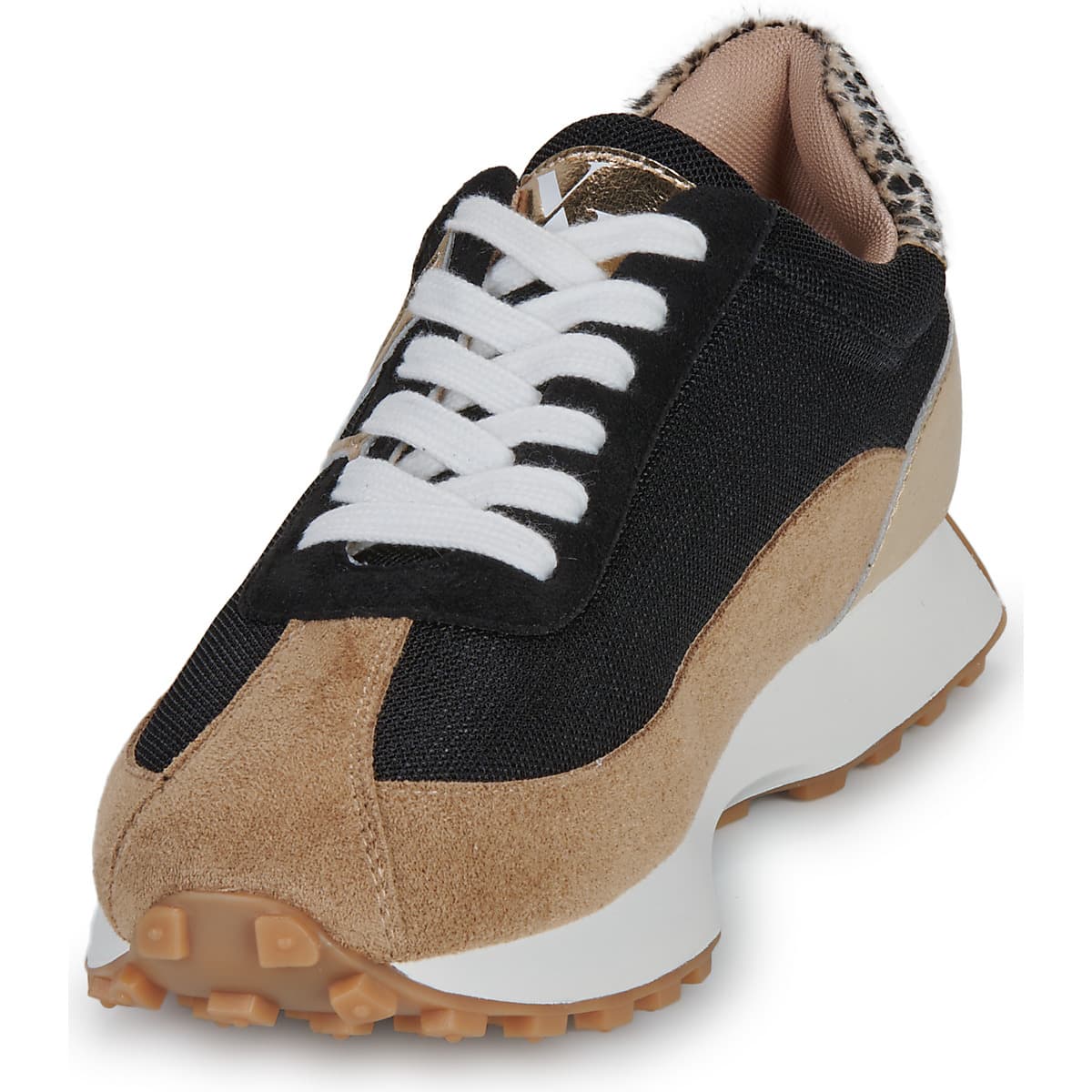 Women's Sneakers Vanessa Wu Brown