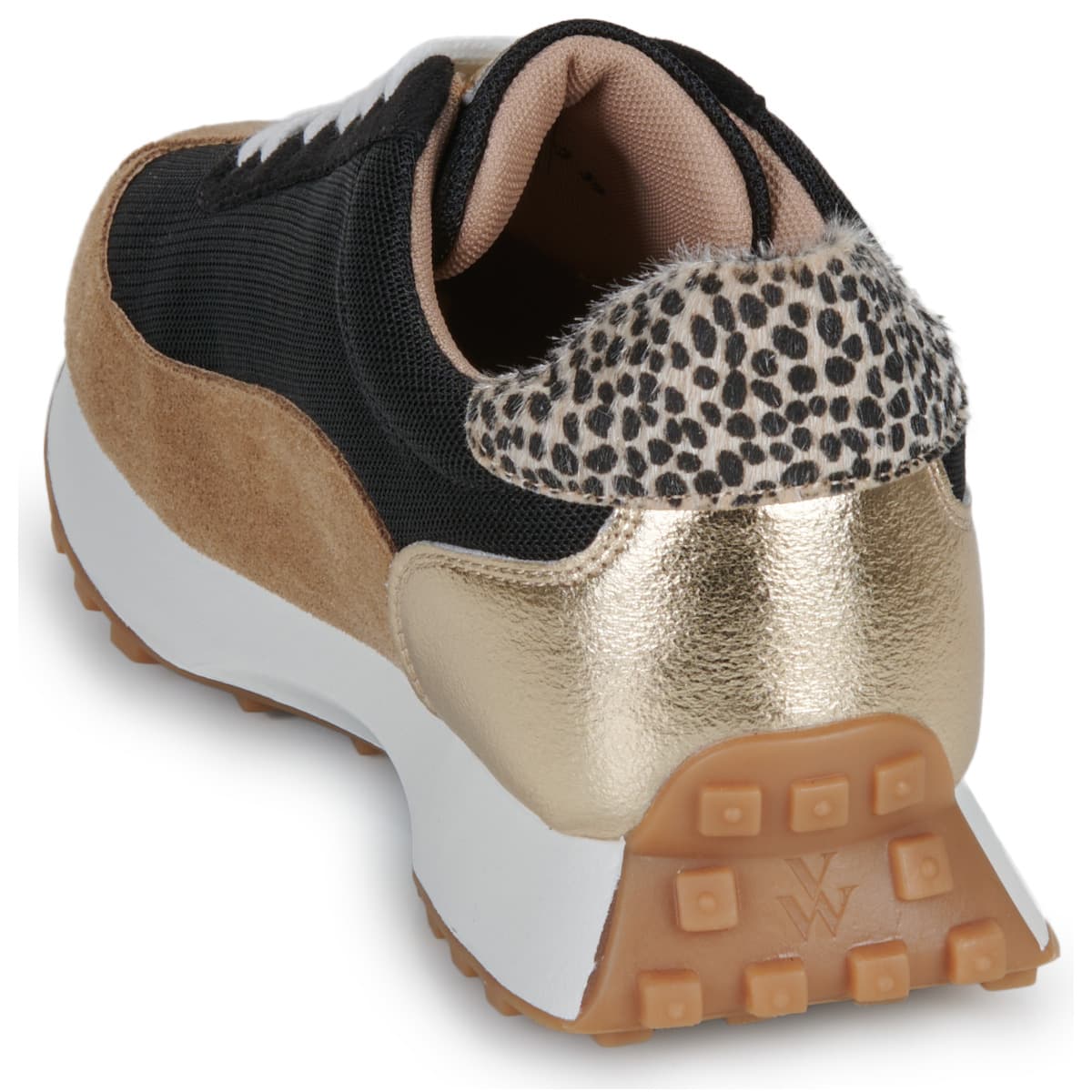 Women's Sneakers Vanessa Wu Brown