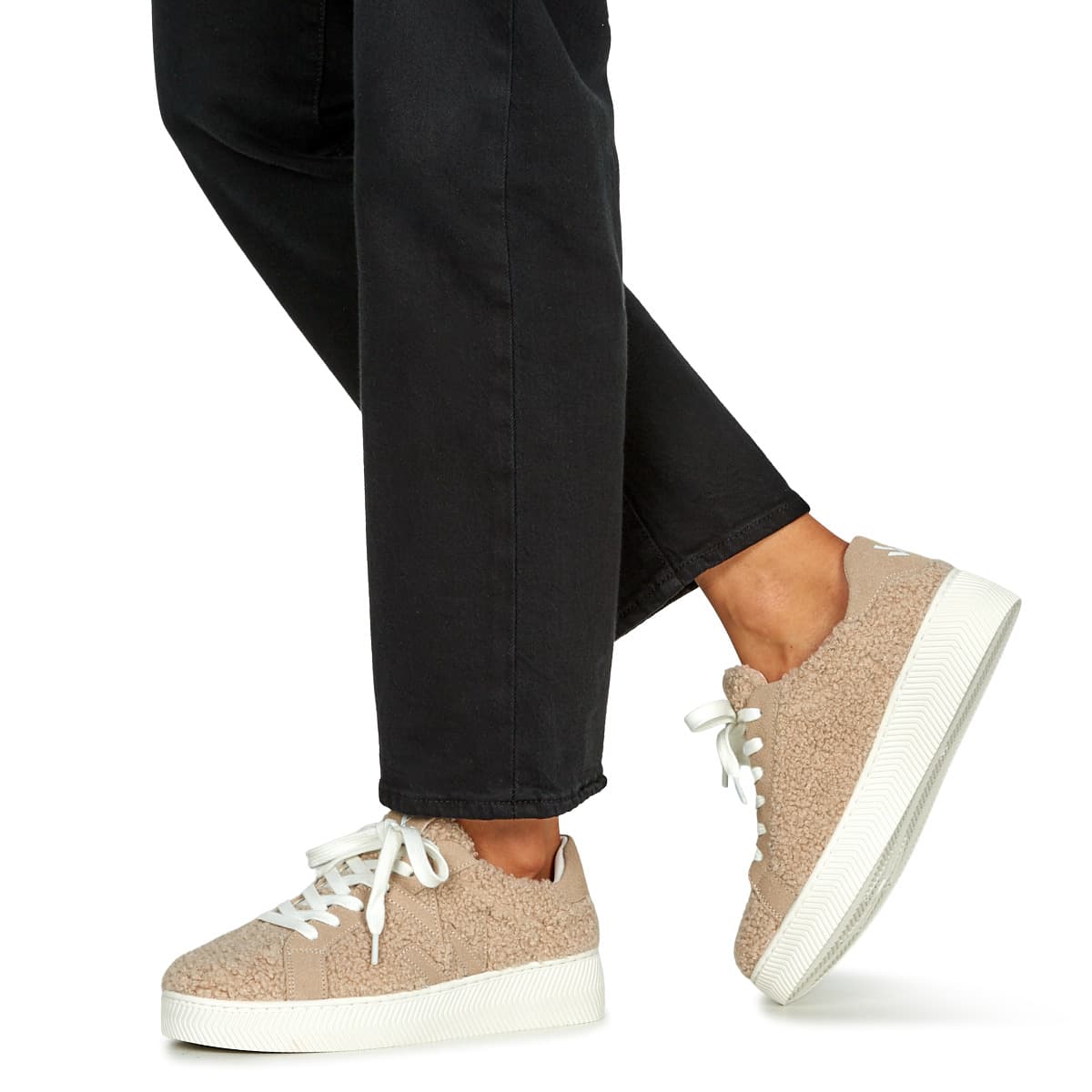 Women's Sneakers Vanessa Wu Beige