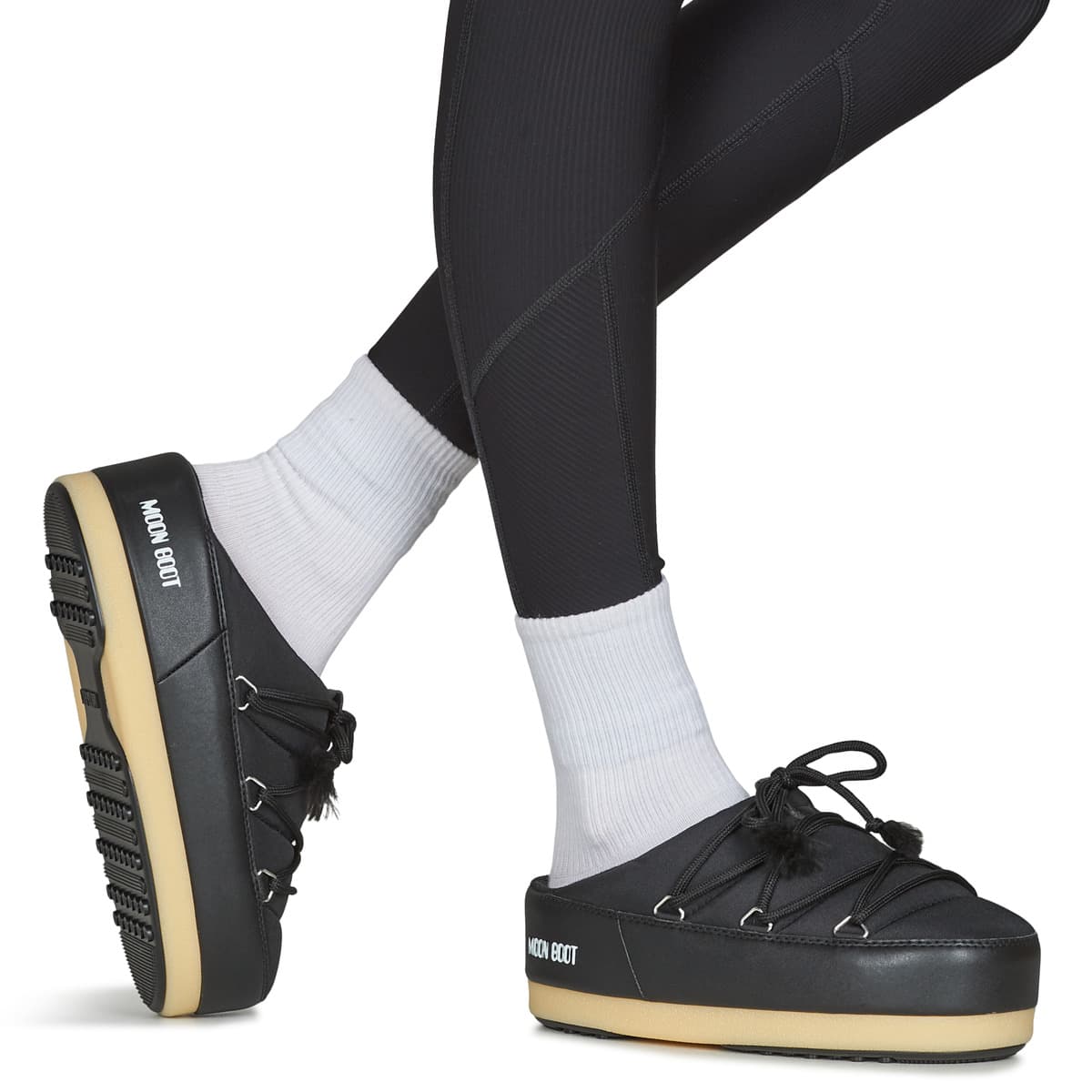 Women's Outdoor Shoes Moon Boot Black