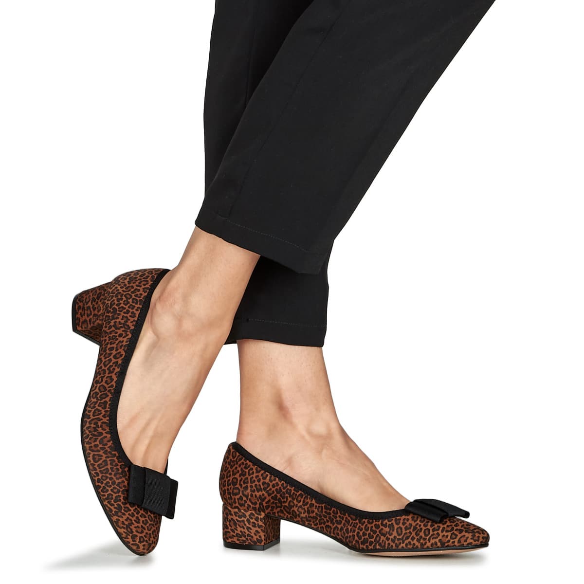 Women's Ballet Flats Betty London Brown