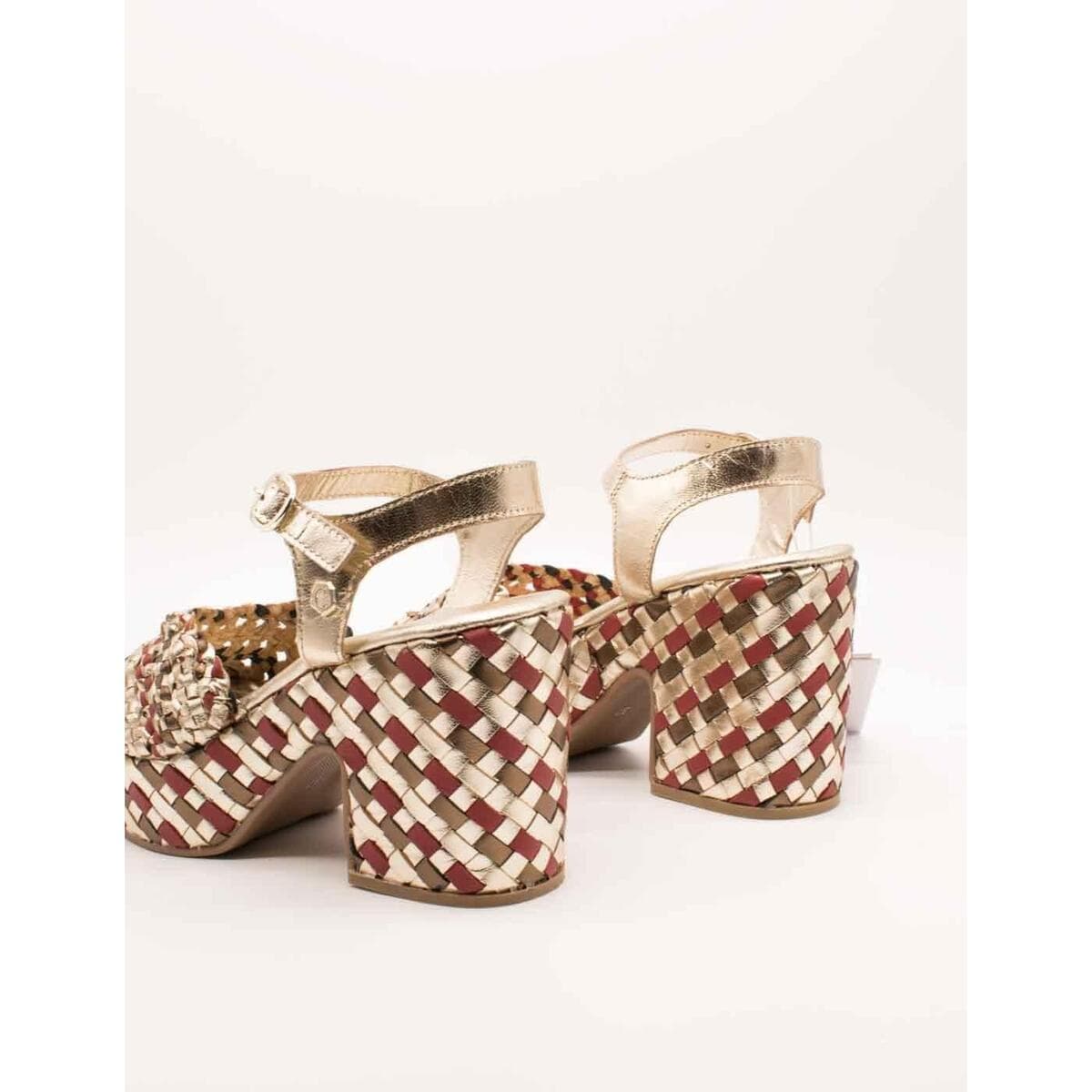 Women's Pumps Carmela Gold