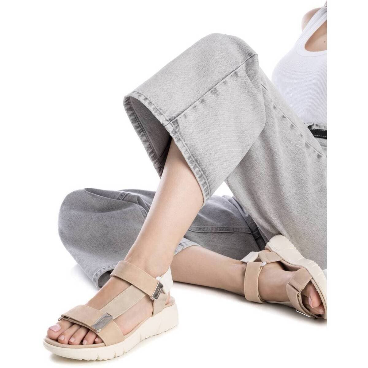 Women's Sandals Xti Brown