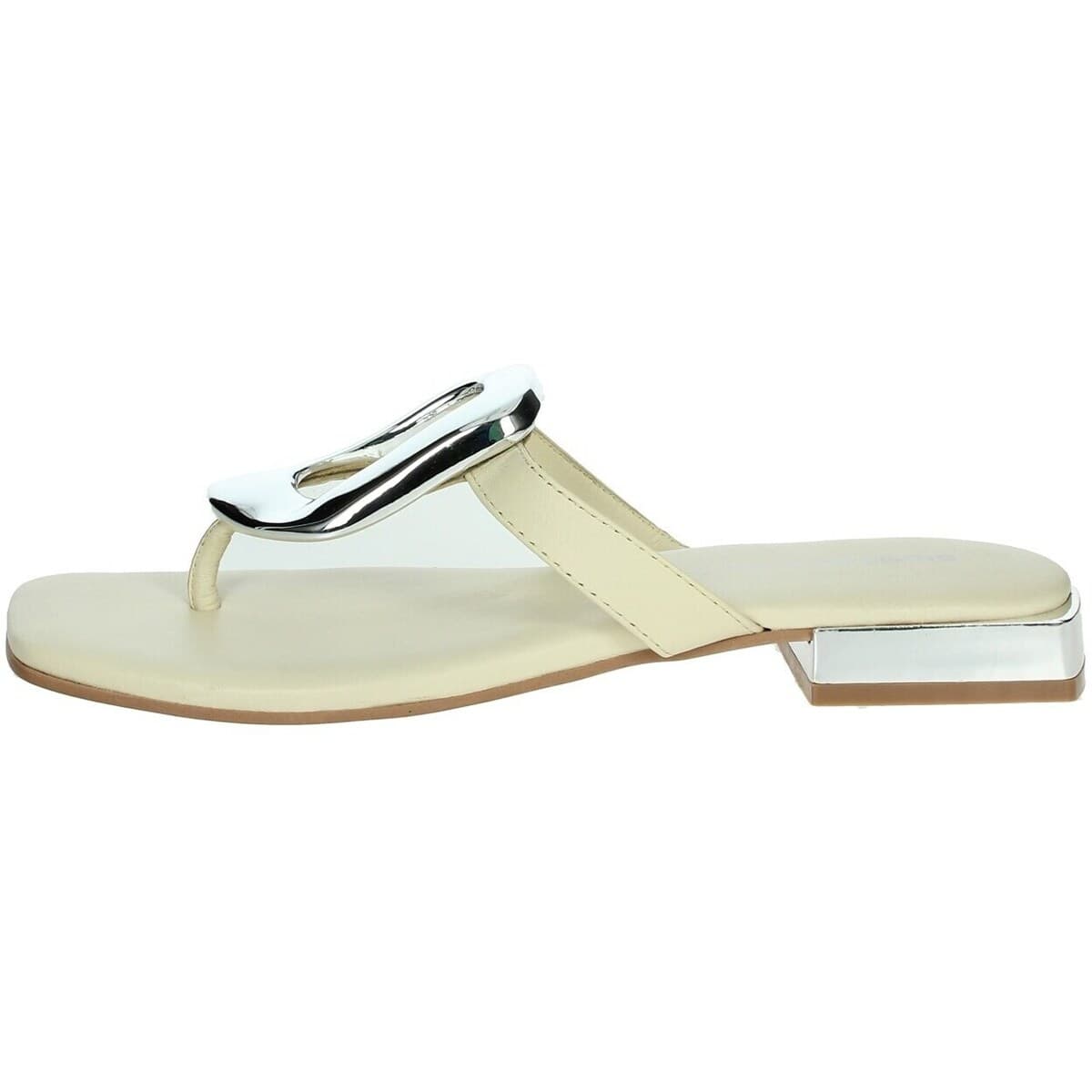 Women's Flip Flops Gioseppo White