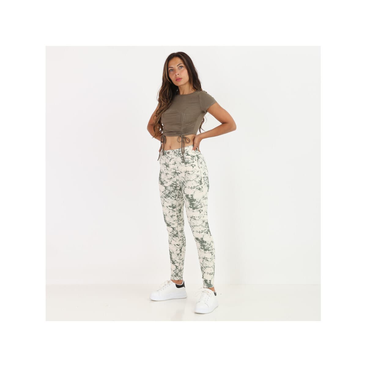 Women's T-Shirts La Modeuse Khaki