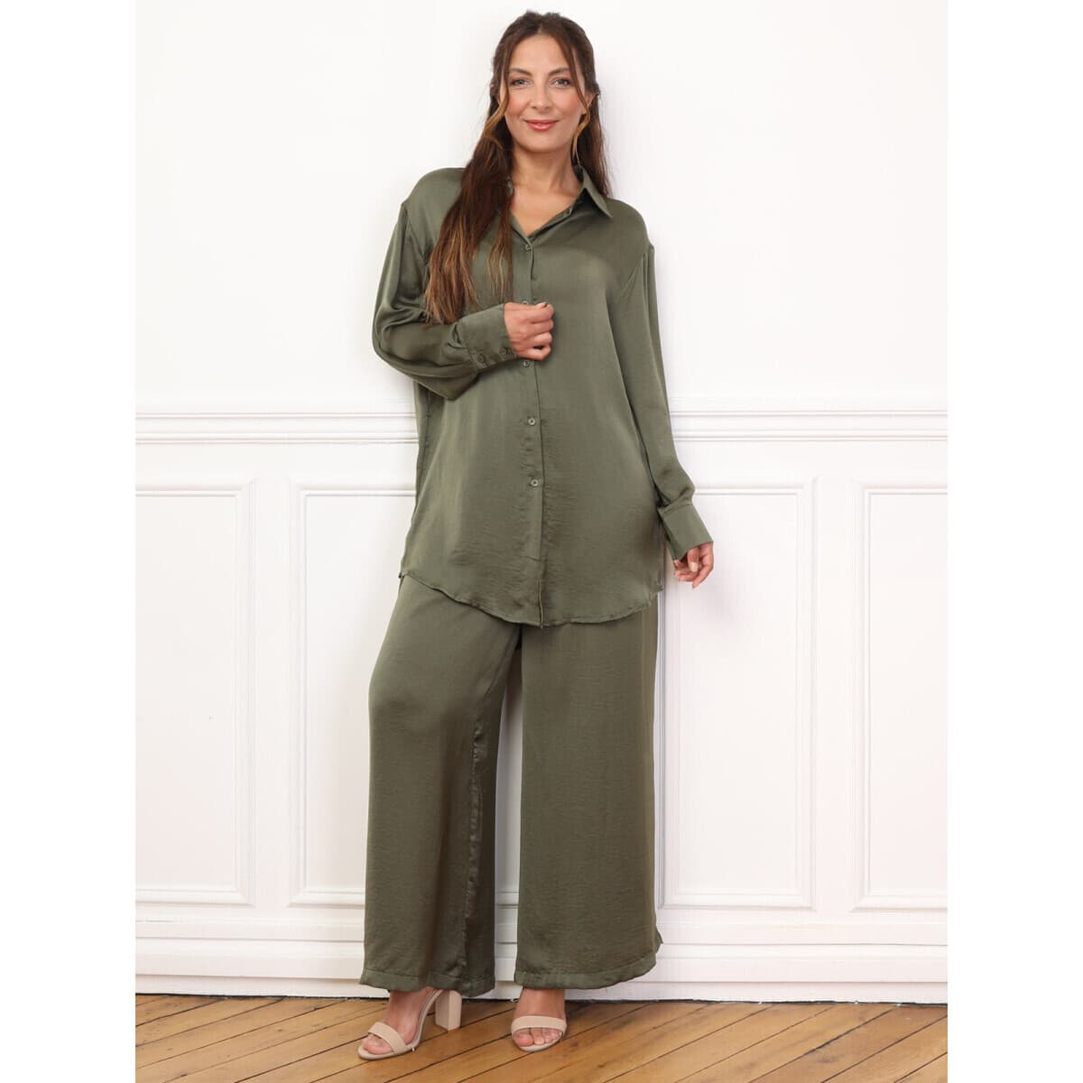 Women's Tracksuits La Modeuse Khaki