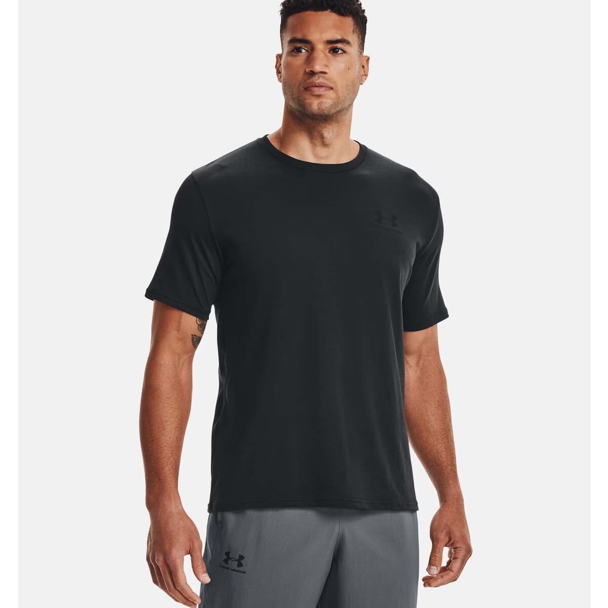 Men's Sports T-Shirts Under Armour Black