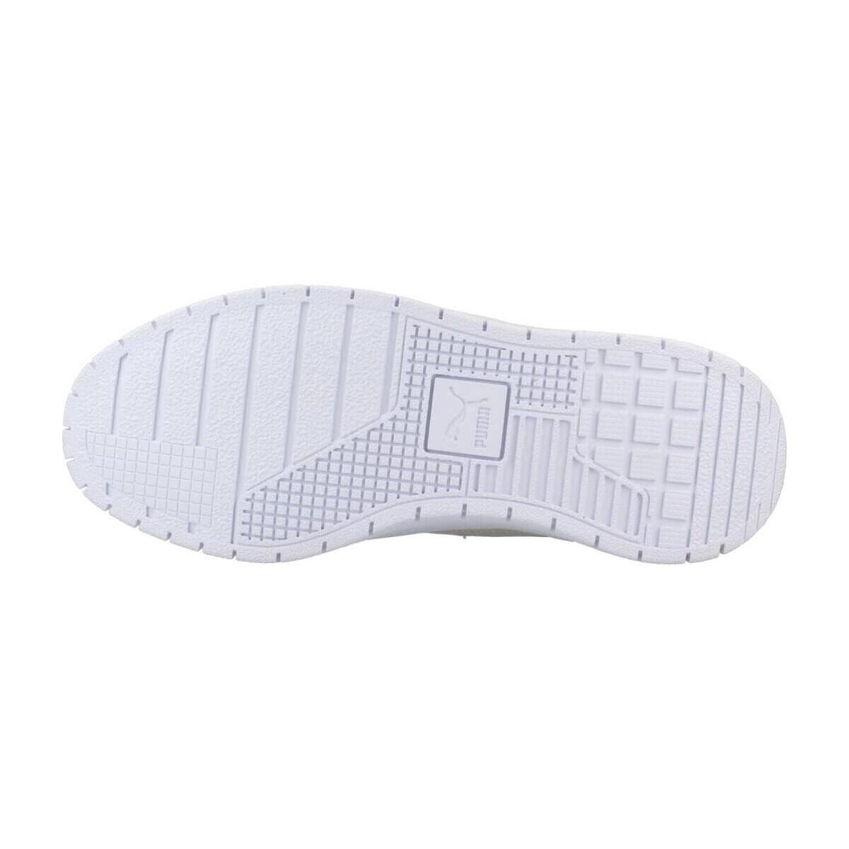 Women's Sports Shoes Puma White