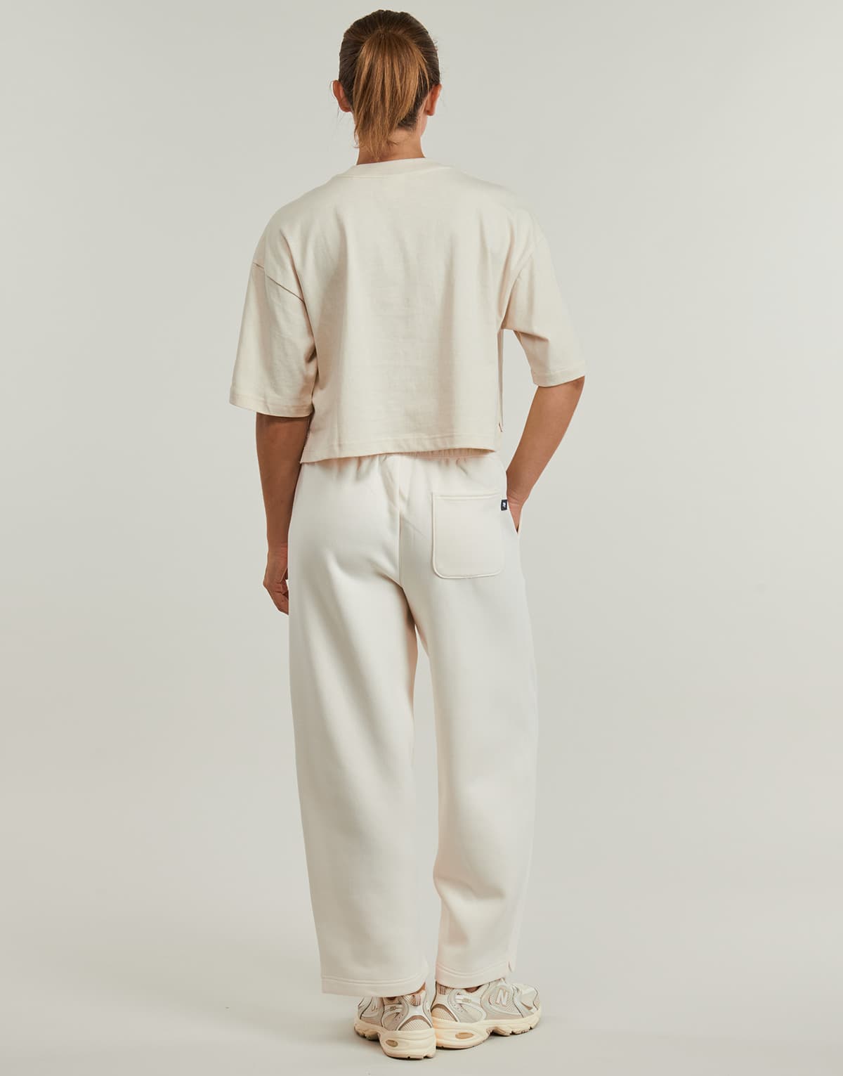 Women's Sports T-Shirts New Balance Beige