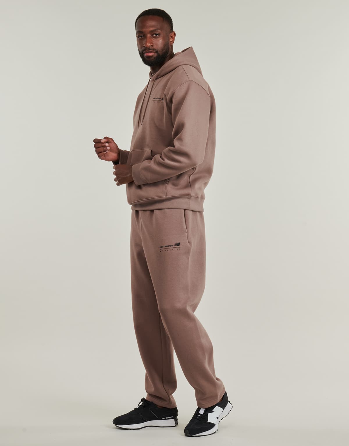 Men's Sweatshirts New Balance Brown