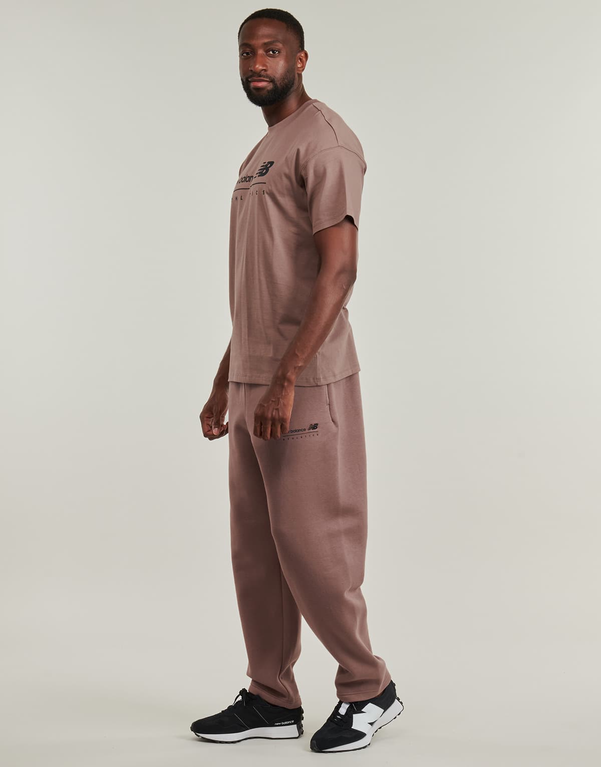 Men's T-Shirts New Balance Brown