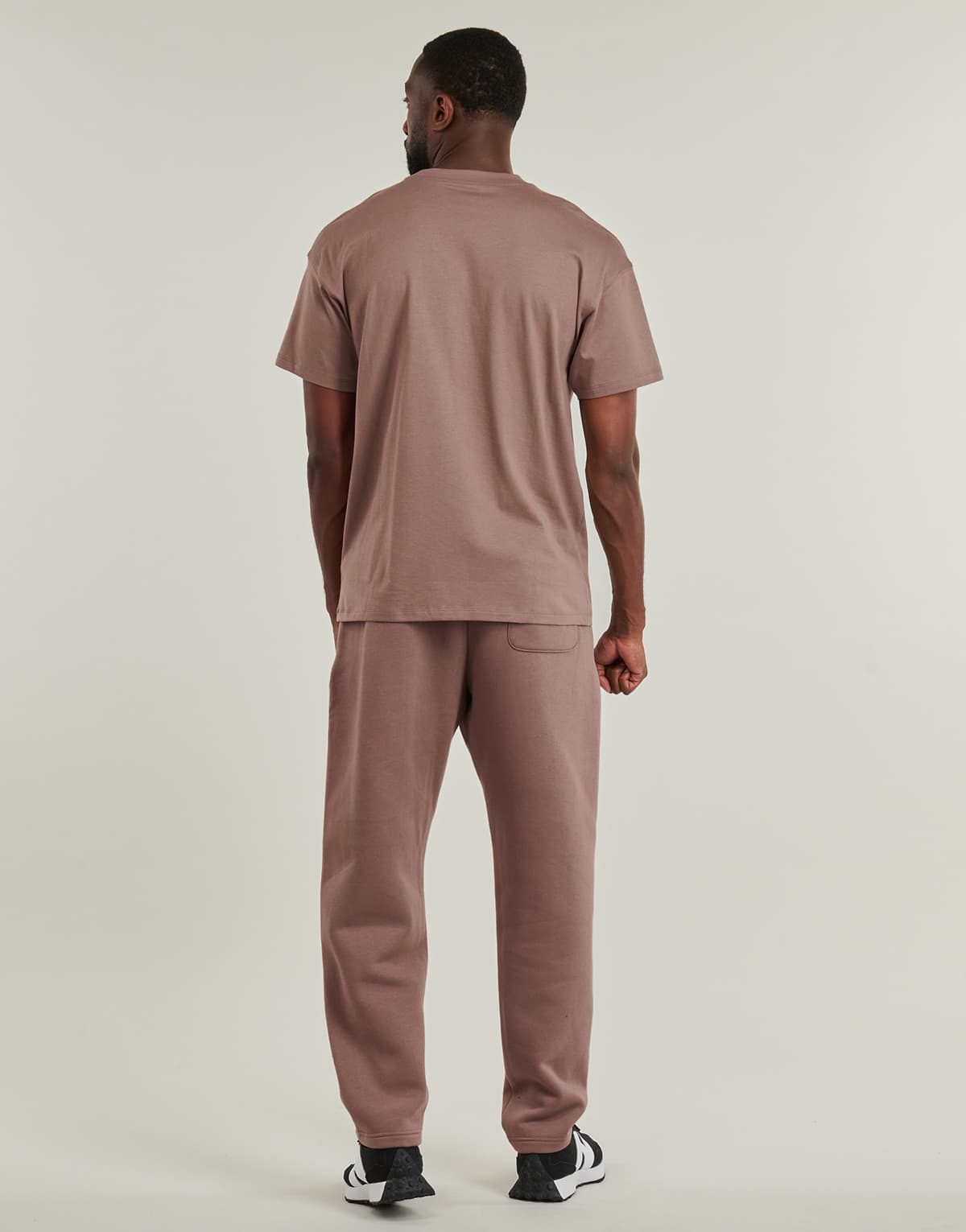 Men's T-Shirts New Balance Brown