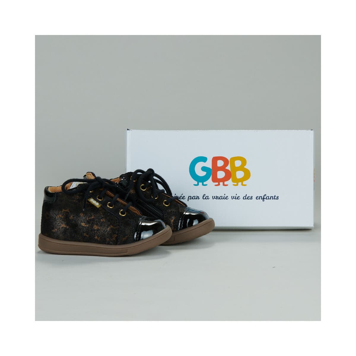 Ψηλά Sneakers GBB -