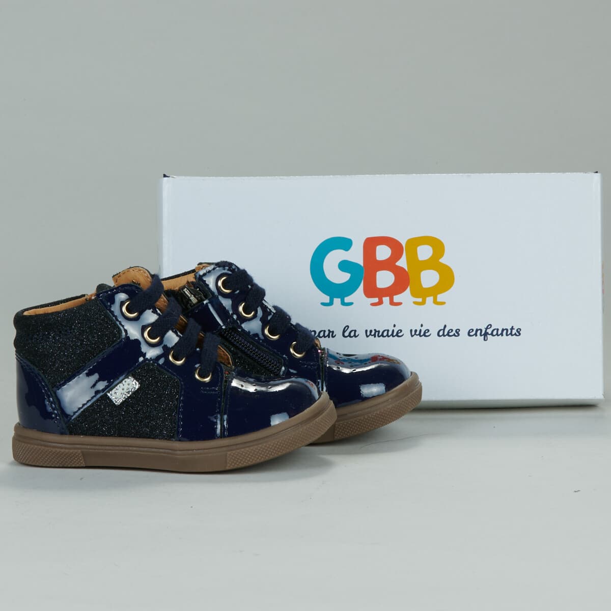 Ψηλά Sneakers GBB -