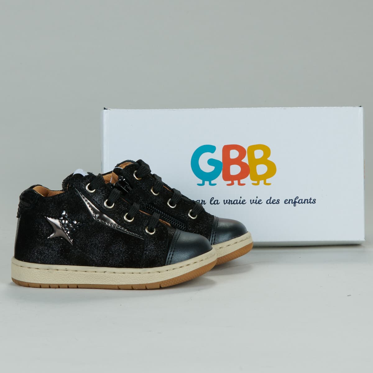 Ψηλά Sneakers GBB -