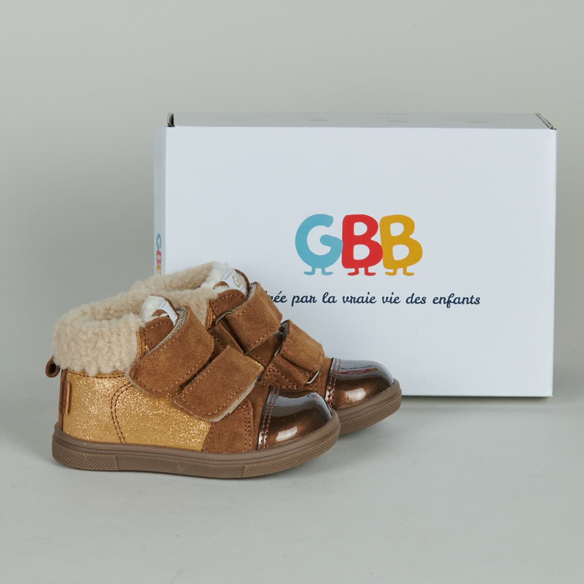 Ψηλά Sneakers GBB -