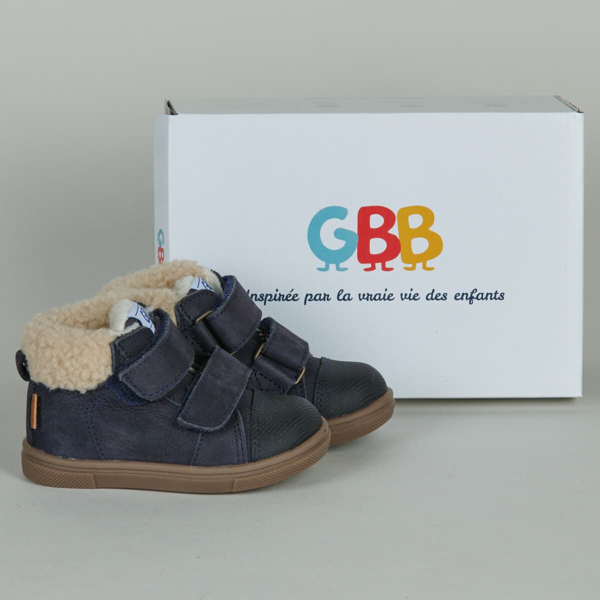 Ψηλά Sneakers GBB -