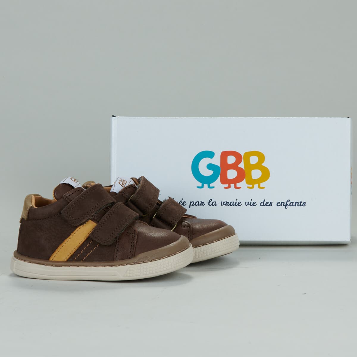 Ψηλά Sneakers GBB -