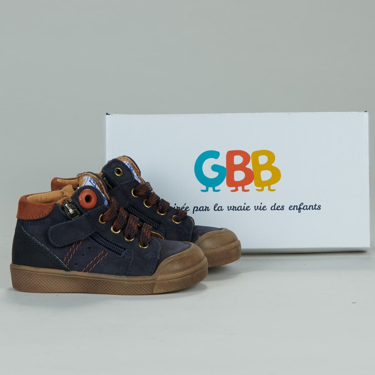 Ψηλά Sneakers GBB -