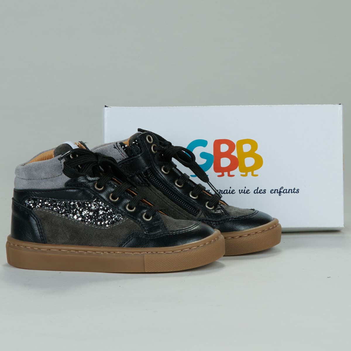Ψηλά Sneakers GBB -