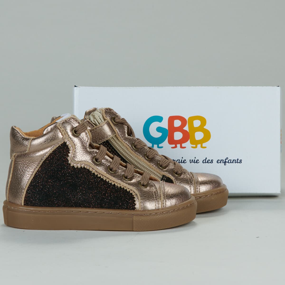 Ψηλά Sneakers GBB -