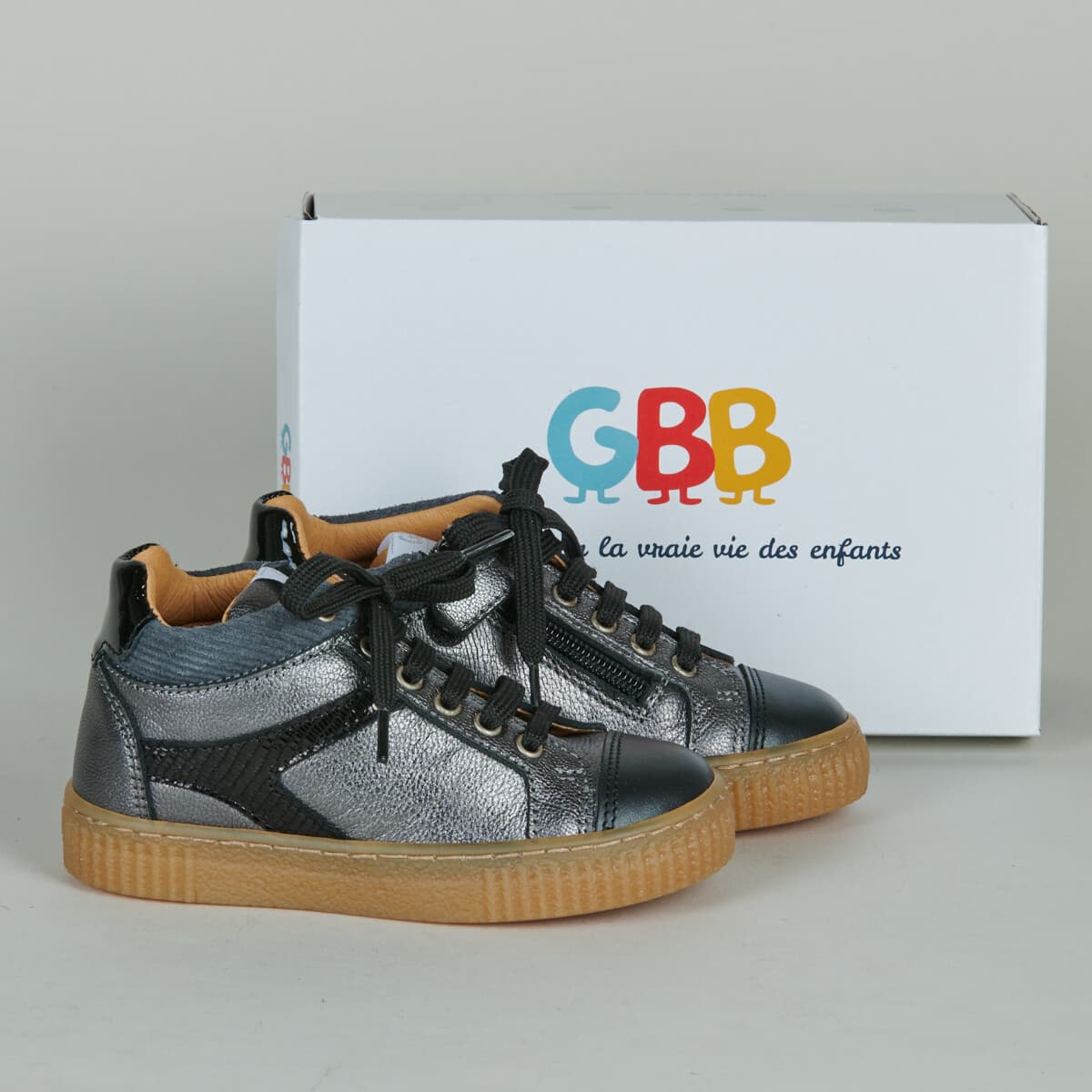 Ψηλά Sneakers GBB -